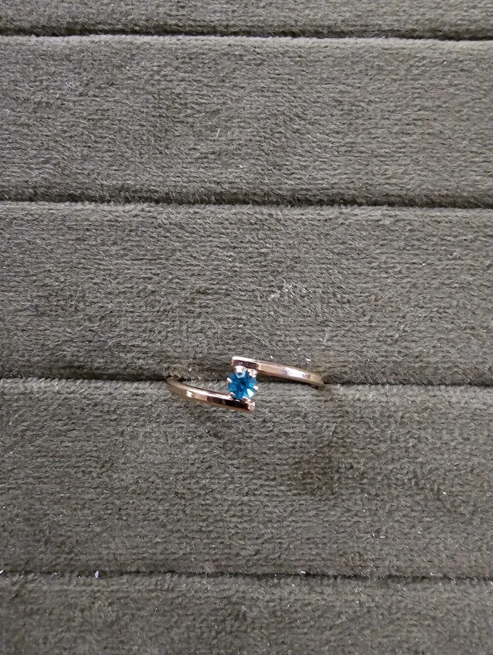 Vintage Avon Ring Size 7